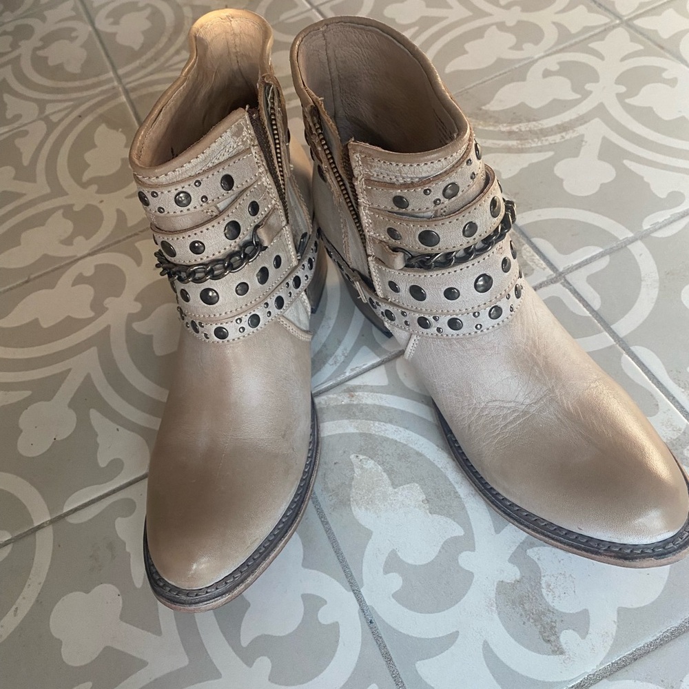 Freebird ankle boots Sandra size 9 - Picture 3 of 5